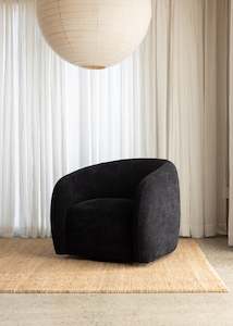 Max Swivel Chair / Black