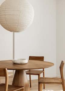 Furniture: Tiram Dining Table 130 / Natural