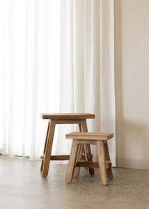 Bapak Low Stool / Natural