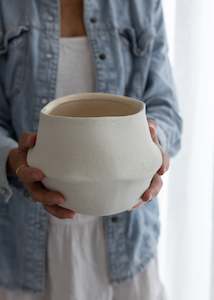 Furniture: Maliah Pot / Small