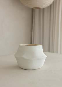 Furniture: Maliah Pot / Large