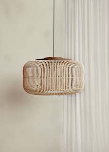 Furniture: Asta Pendant Medium / Natural