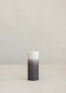 Ombre Candle Medium / Dark Grey