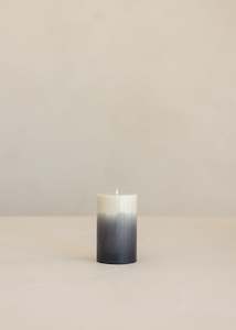 Furniture: Ombre Candle Small / Black