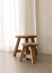 Rustic Triangle Stool Mini / Natural