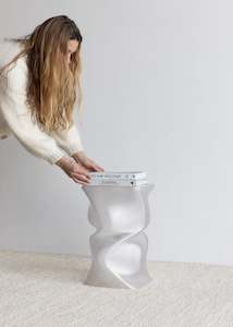 Twist Side Table / Clear