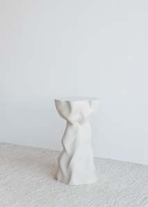 Noise Side Table / Eggshell