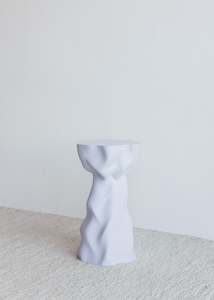 Noise Side Table / Lilac Matte