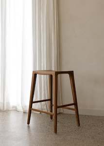 Tama Stool / Natural