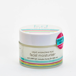 Light Hydrating Plus Moisturiser with UMF 16+ Manuka Honey