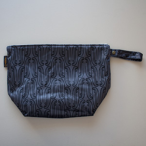 Kekoa Wetbag | Medium Aka Matua Charcoal