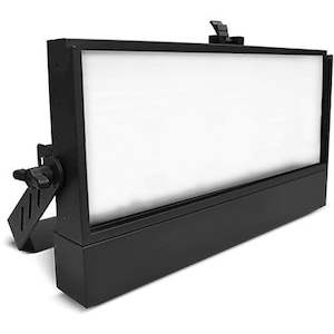 Strand 150S LED 50° Softlight, 5600K, IP20