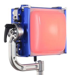 Rental of theatrical equipment: Creamsource Micro Colour Pro Kit (V-Lock)