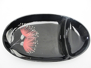 Keriblue Ceramics Olive Dish – Black Pohutukawa