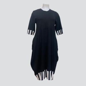 A Js Black Pocket Dress