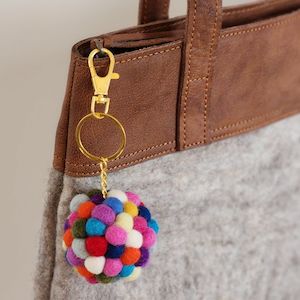 Felt bauble keyring - Rainbow