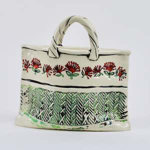 Art gallery: Kete - Pohutukawa design