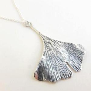 Big ginkgo leaf pendant