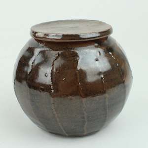 Matemateonga II - Lidded Jar