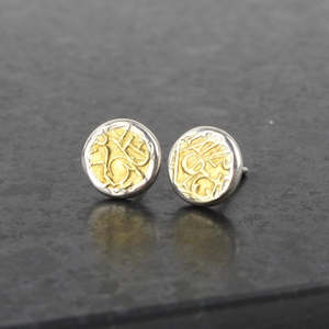 Text-ure round studs - small