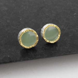 Pounamu studs - round gold