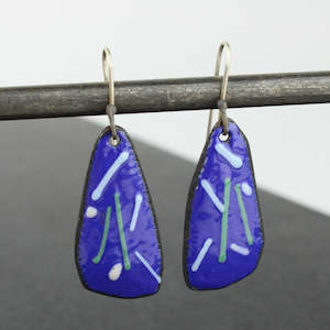 Dark blue random stripe earrings