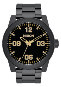 Clothing: NIXON Corporal SS