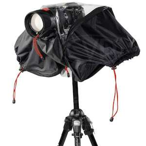 Studio photography: Raincover for DSLR