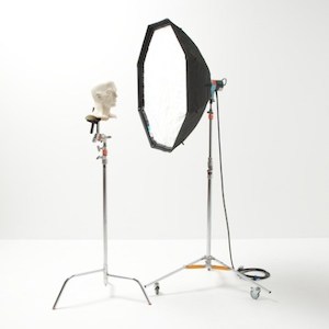 Studio photography: Chimera 3ft Octa