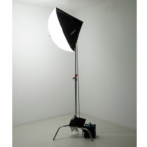 Studio photography: Westcott Halo Round Softbox 45″