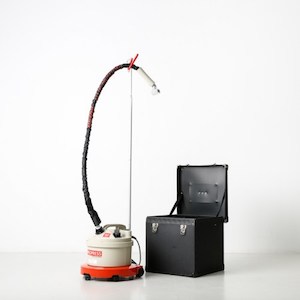 Studio photography: Garment Steamer