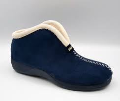 9709 Navy Slipper