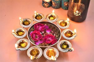 Kitchenware: Decorative Metal Diya Urli Bowl