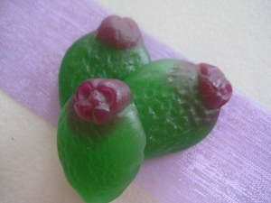 Cake: 200g Sour Feijoas Feijoa candy lollies by Mayceys