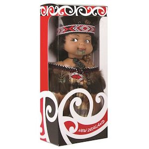 Doll Wahine with Feather Cloak Boxed 20cm