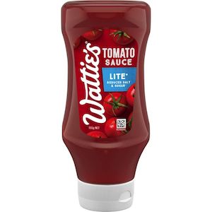 Watties Upside Down Lite Tomato sauce 555g