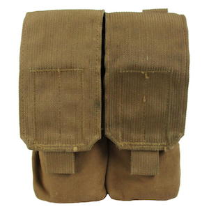 Clothing: USMC Coyote M4/M16 Double Mag Pouch