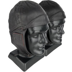 Clothing: Leather Aviator Helmet