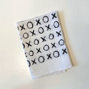 XOXO Tea Towel (Linen & cotton blend) *** REDUCED TO CLEAR - 15% OFF! ***