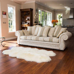 Classic Premium Sheepskin Rug: Quarto