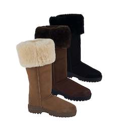 Clothing: Musketeer Ultimate Sheepskin Boots