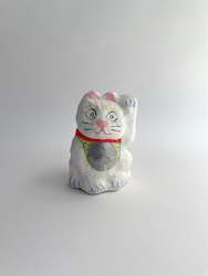 Hariko (papier-maché) Maneki-neko (Cat), made by Furukawa in Kyoto, (White, Small)