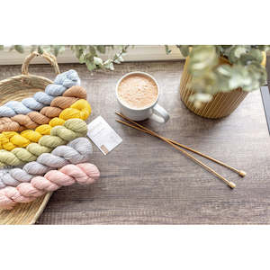 Craft material and supply: Principe Real Cotton Linen Silk Blend DK