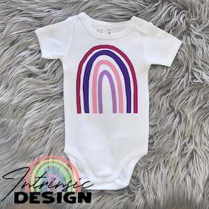 12-18mth White onesie - Poppy rainbow