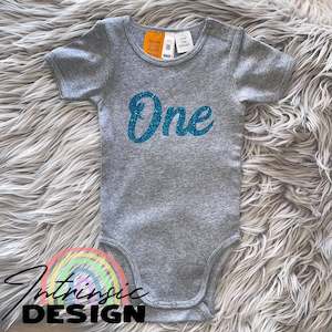 12-18mth Grey onesie - Blue One