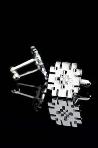 Clothing: CUFFLINKS SILVER SILVER O/S