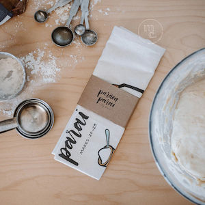 Stationery: Parāoa Parai Tea Towel