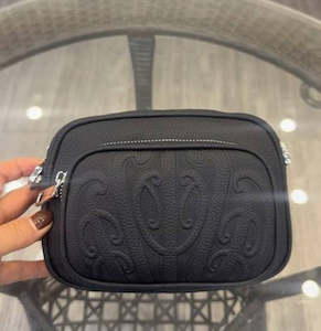 Accessories: Compact Leather Shoulder bag