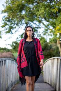 Womens: Kahu Poncho