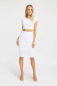 Clothing: Chic Skirt